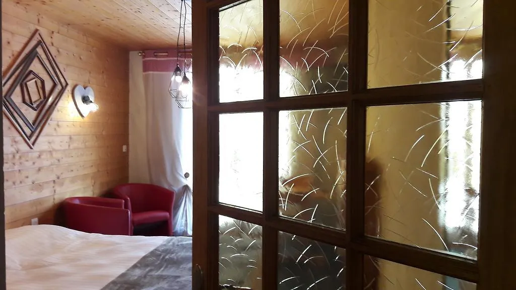 Hotel Du Midi Thones